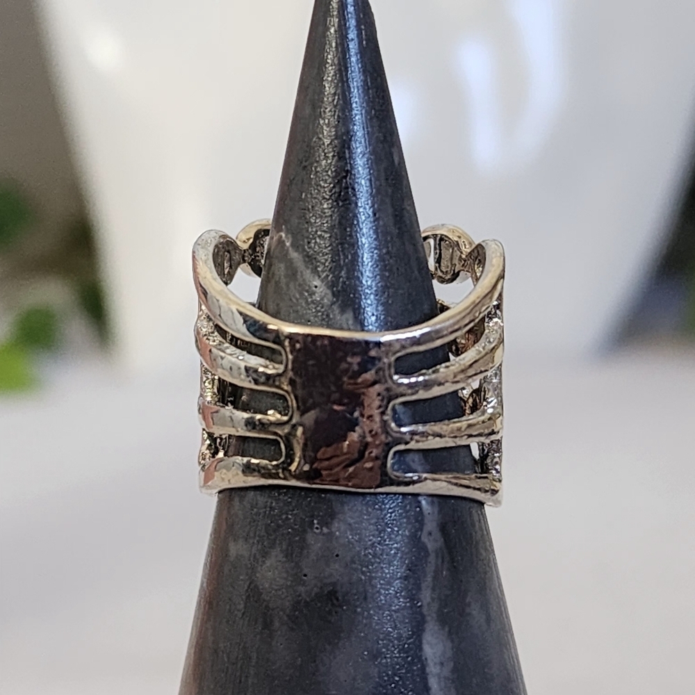 Silver Multi Chain Link Ring - Picture 5 of 11